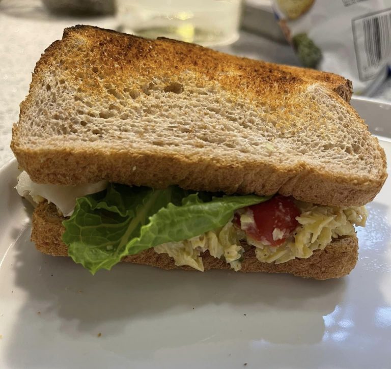 Artichoke salad sandwich - All Recipes Club